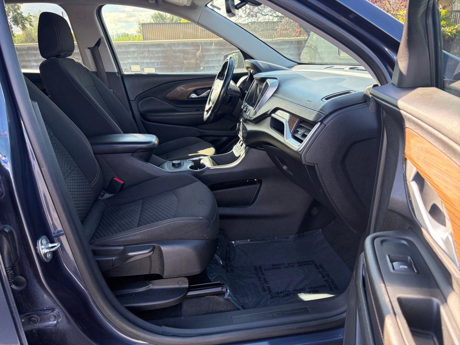 Used 2018 GMC Terrain SLE FWD image 29