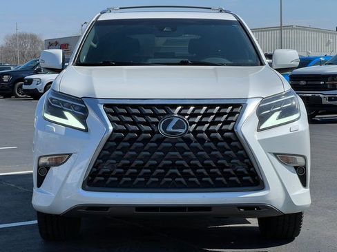 Used 2020 Lexus GX 460 Premium w/ Premium Package image 9