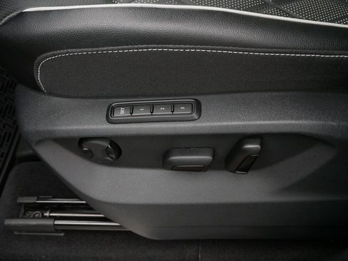 Certified 2024 Volkswagen Atlas SEL Premium R-Line image 20