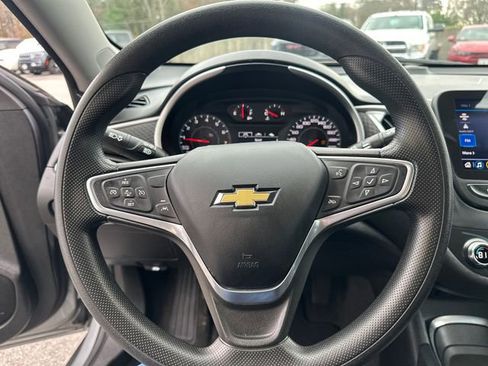 Used 2023 Chevrolet Malibu LT image 27