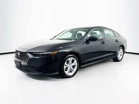 Used 2024 Honda Accord LX image 3