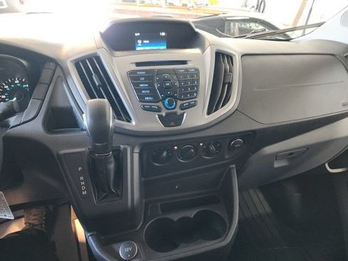 Used 2018 Ford Transit 350 XLT RWD image 19