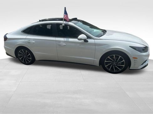 Used 2021 Hyundai Sonata Limited w/ Preferred Accessory Package FWD image 29