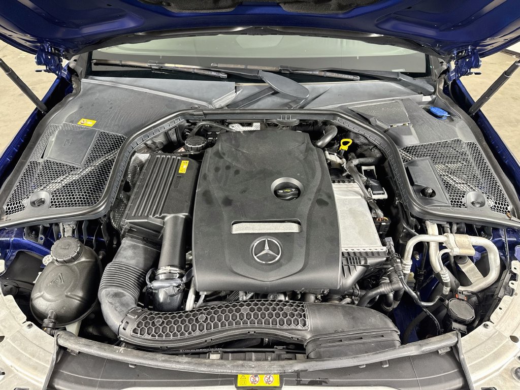 Used 2017 Mercedes-Benz C 300 Coupe image 32