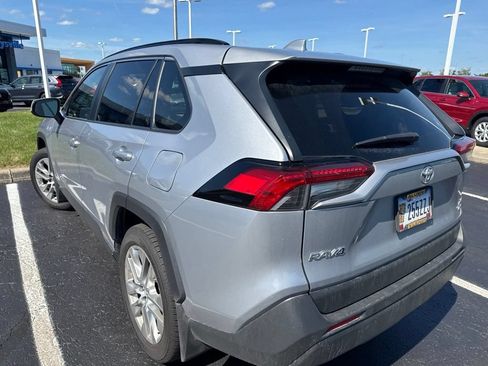Used 2019 Toyota RAV4 XLE Premium w/ Advanced Technology Package AWD/4WD image 5