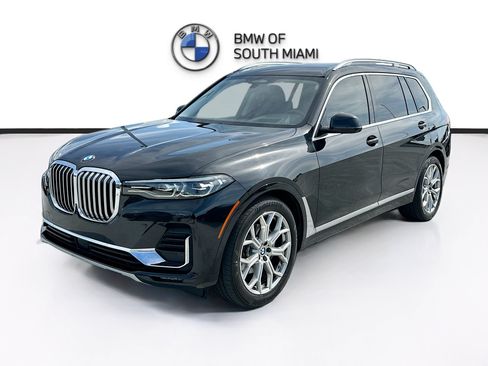 Used 2022 BMW X7 xDrive40i w/ Premium Package AWD/4WD image 3