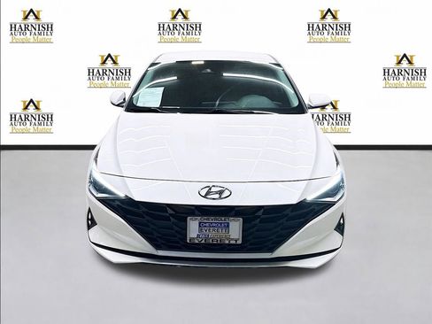 Used 2021 Hyundai Elantra SEL FWD image 2