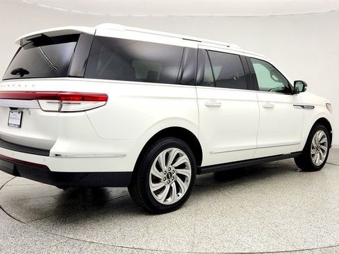 Used 2022 Lincoln Navigator L Reserve image 5