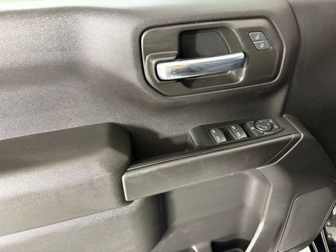 Used 2023 Chevrolet Silverado 1500 Custom image 22