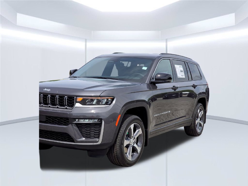 New 2026 Jeep Grand Cherokee L Limited w/ Trailer Tow Package AWD/4WD image 42