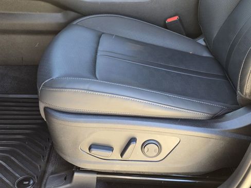 New 2026 Kia Sorento EX w/ EX Premium Package FWD image 19