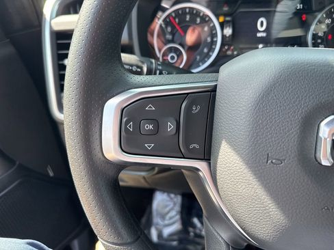 New 2026 RAM 1500 Express AWD/4WD image 11