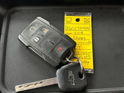 Used 2018 Chevrolet Silverado 1500 LT w/ All Star Edition image 34