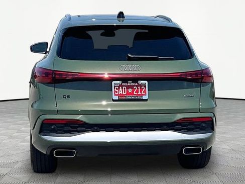 Used 2025 Audi Q5 Premium Plus w/ Premium Plus AWD/4WD image 4