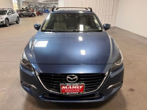 Used 2018 MAZDA MAZDA3 Grand Touring image 8
