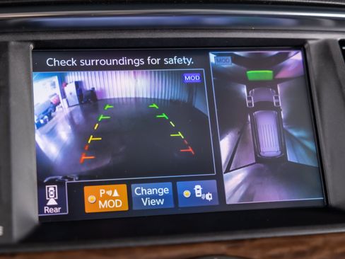 Used 2018 Nissan Armada Platinum w/ Captain Seat Package RWD image 12