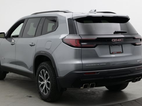 Used 2025 GMC Acadia AT4 w/ Luxury Package AWD/4WD image 7