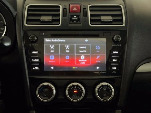 Used 2017 Subaru Forester 2.5i Premium w/ All-Weather Package AWD/4WD image 28