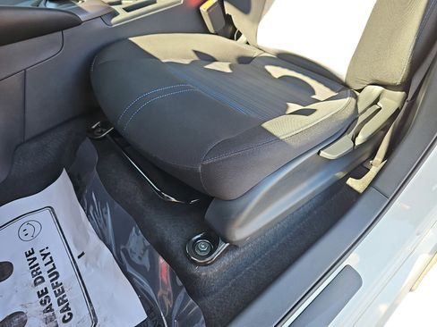 Used 2025 Nissan Leaf S FWD image 24