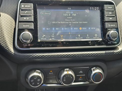 Certified 2025 Nissan Kicks Play S FWD image 15