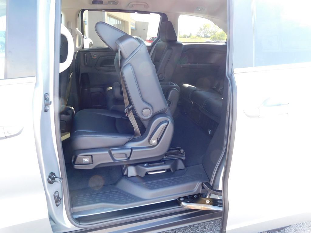 New 2027 Honda Odyssey EX-L image 33
