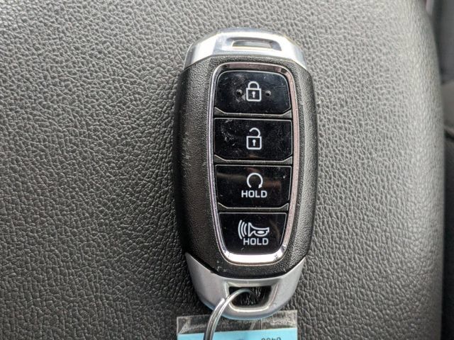 Used 2022 Hyundai Kona SEL w/ Cargo Package FWD image 24