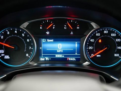 Used 2024 Chevrolet Equinox LT image 33