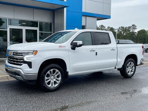 New 2026 Chevrolet Silverado 1500 LTZ w/ LTZ Convenience Package II AWD/4WD image 1