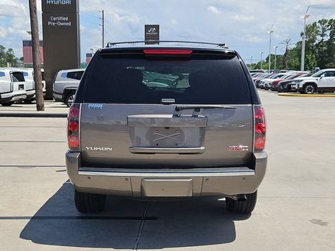 Used 2013 GMC Yukon Denali RWD image 6
