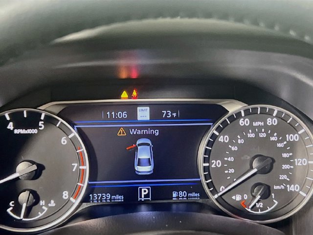 Used 2024 Nissan Altima 2.5 SL FWD image 11