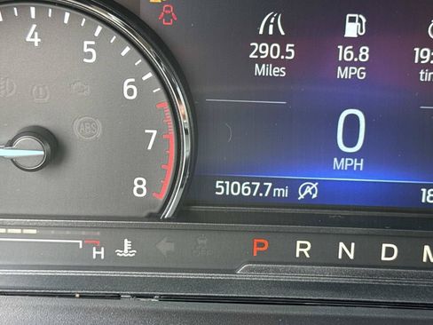 Used 2021 Ford Explorer XLT w/ Equipment Group 202A RWD image 35