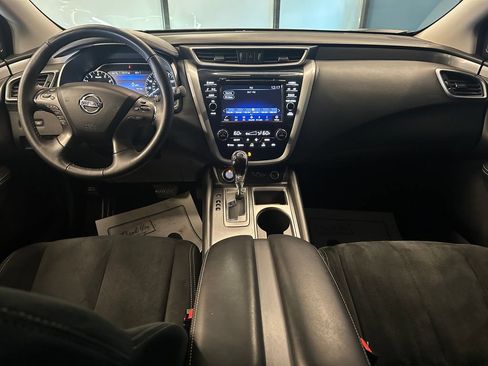 Used 2021 Nissan Murano SV AWD/4WD image 9