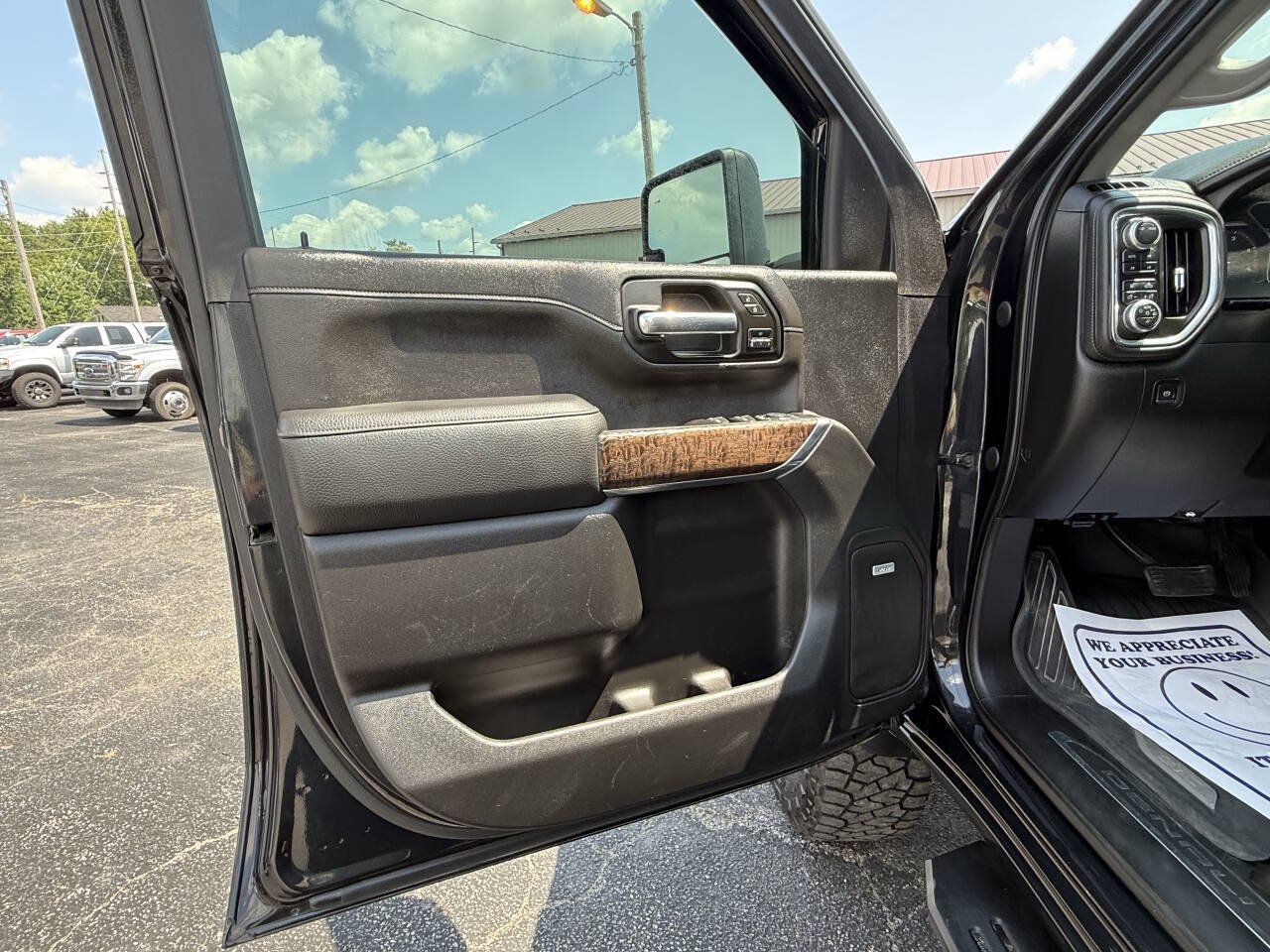 Used 2020 GMC Sierra 2500 Denali w/ Denali Ultimate Package AWD/4WD image 14