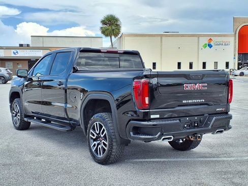 Used 2023 GMC Sierra 1500 AT4 w/ AT4 Preferred Package AWD/4WD image 5