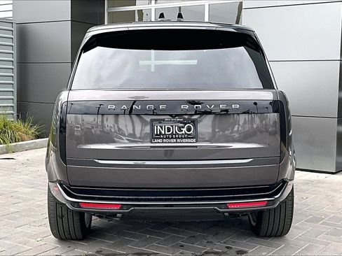 New 2025 Land Rover Range Rover SE image 4