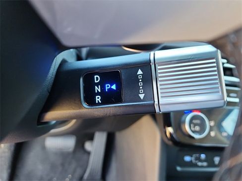 New 2025 Hyundai Tucson Limited image 22