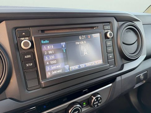 Used 2016 Toyota Tacoma SR RWD image 18