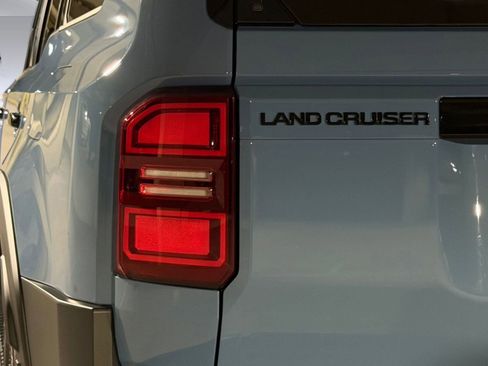 Used 2026 Toyota Land Cruiser w/ Premium Package AWD/4WD image 13