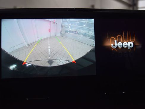 Used 2024 Jeep Wrangler Unlimited Rubicon w/ Capability Package image 50