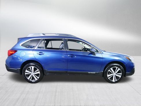 Used 2019 Subaru Outback 2.5i Limited w/ Popular Package #2 AWD/4WD image 8