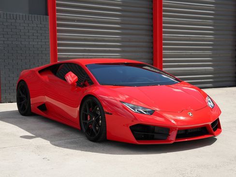 Used 2019 Lamborghini Huracan LP 580-2 image 5