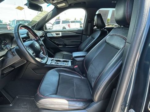 Certified 2023 Ford Explorer ST-Line w/ Class IV Trailer Tow Package AWD/4WD image 19