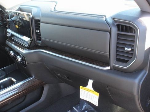 New 2026 GMC Sierra 1500 Elevation w/ Elevation Premium Package image 31