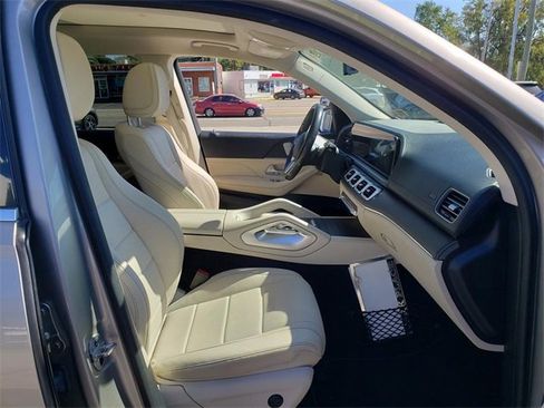 Used 2021 Mercedes-Benz GLS 450 4MATIC image 16