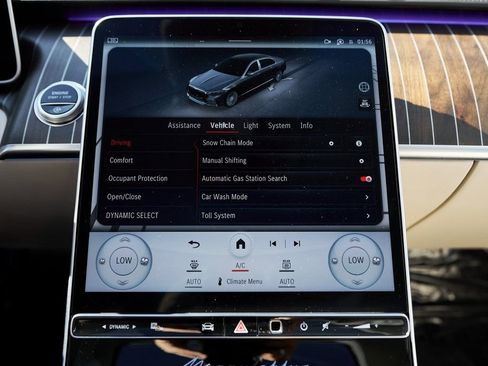 Used 2025 Mercedes-Benz Maybach S 680 4MATIC image 84