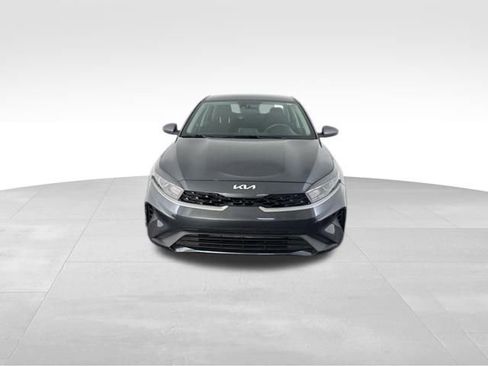 Certified 2024 Kia Forte LXS image 3