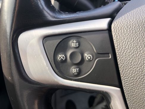 Used 2018 GMC Acadia SLT FWD image 20