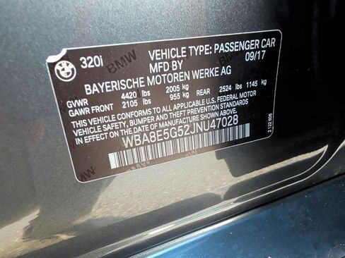 Used 2018 BMW 320i xDrive Sedan image 32