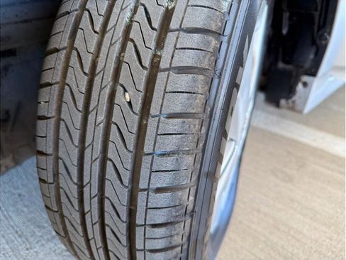 Used 2011 Toyota Prius Two image 23