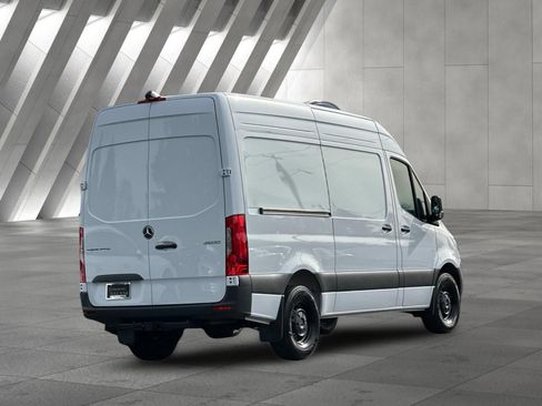 Used 2026 Mercedes-Benz Sprinter 2500 image 4